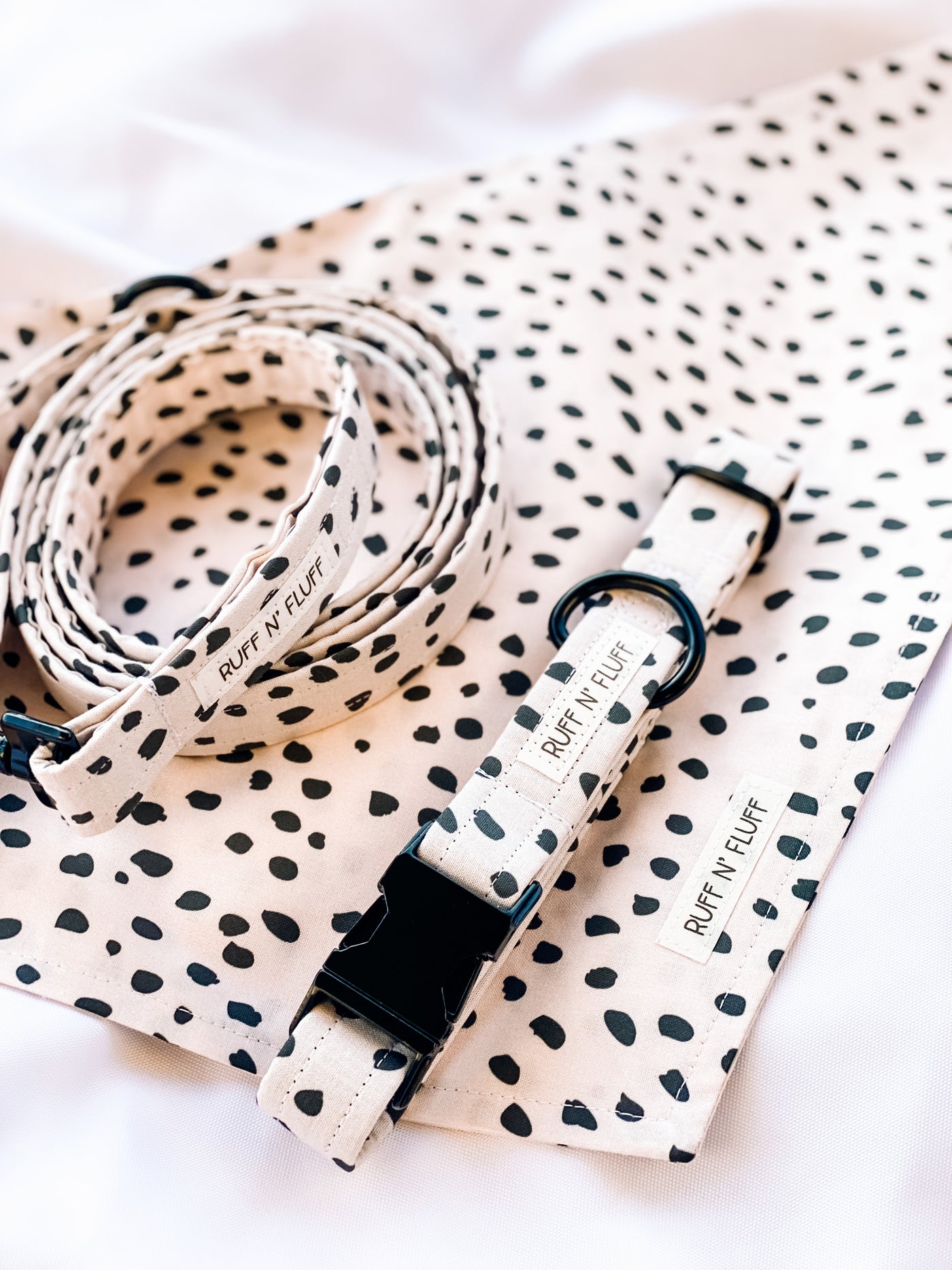 Minimal Dots on Beige Bandana